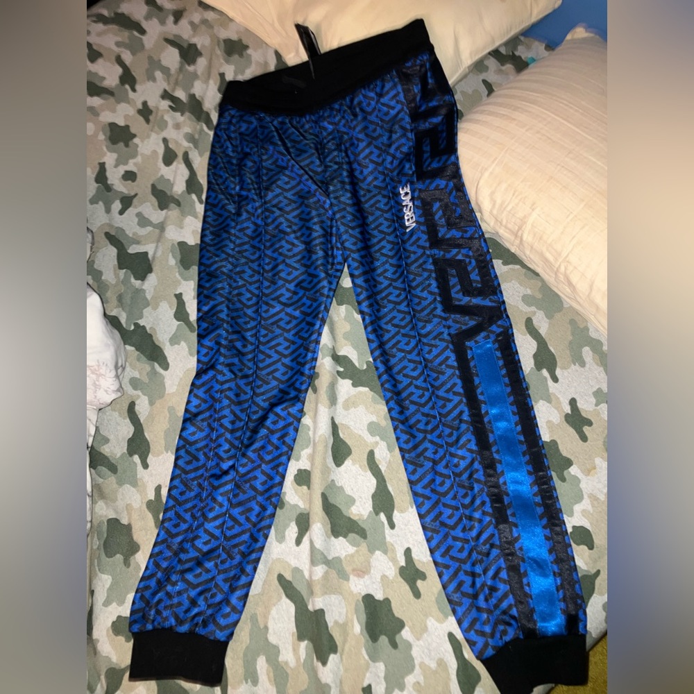 Versace fit joggers and shirt brand new!